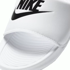 Nike Victori One Slider Women White -Water Adventure 87460264484d Nike Badeschuhe Victori Da weiss
